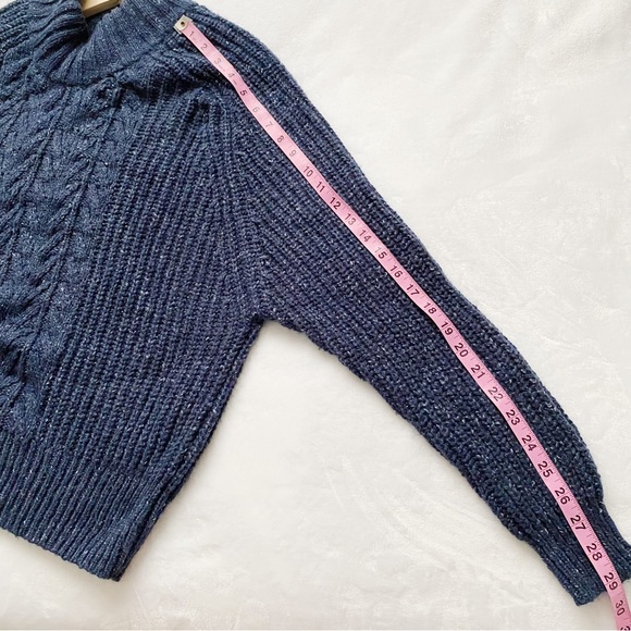 Chunky Cable Knit Sweater - Picture 4 of 8